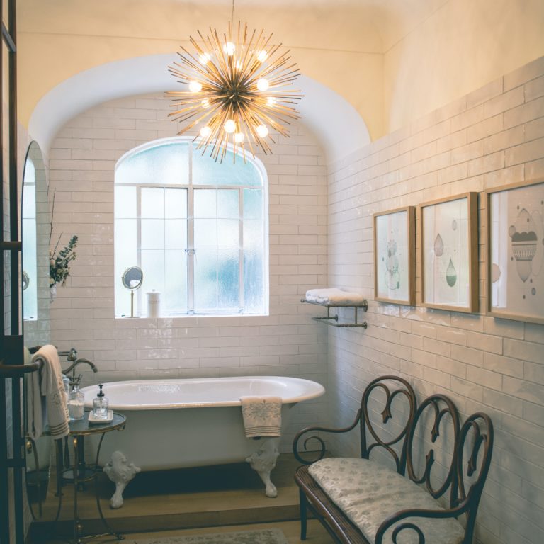 Bathroom Chandelier_OWS